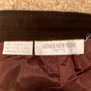 Brown lined straight line skirt with slit in back and side zipper